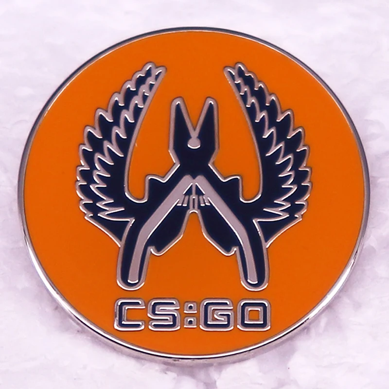 Эмалированная брошь с эмалью в виде игры Counter Strike