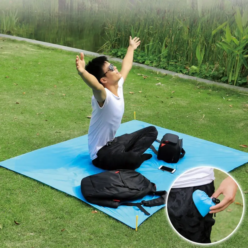 

Waterproof Plaid Cloth Extra Large Ultralight Ground Mattress for Hiking