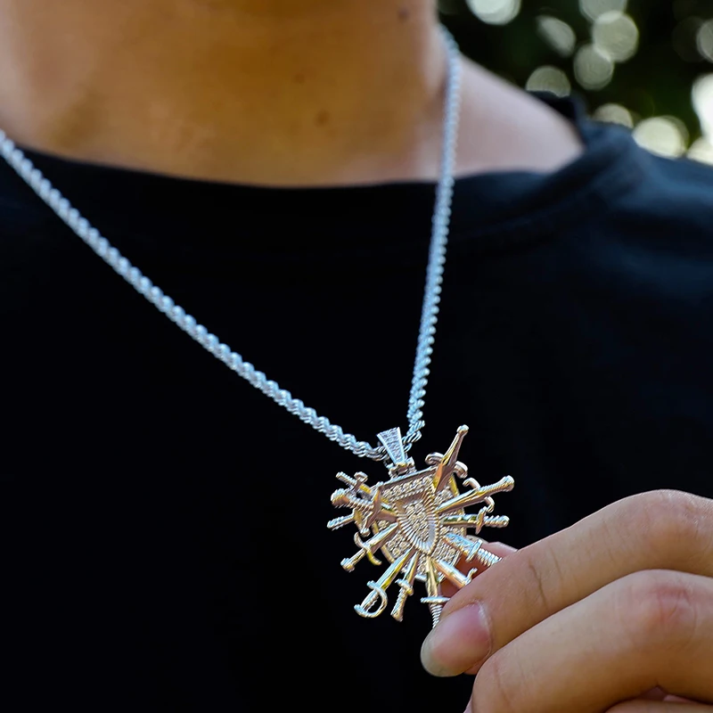 

Bling Cubic Zircon Necklace Men's Copper Cuban Chain with Sword Shield Pendant Gold Silver Plated Hiphop Jewelry
