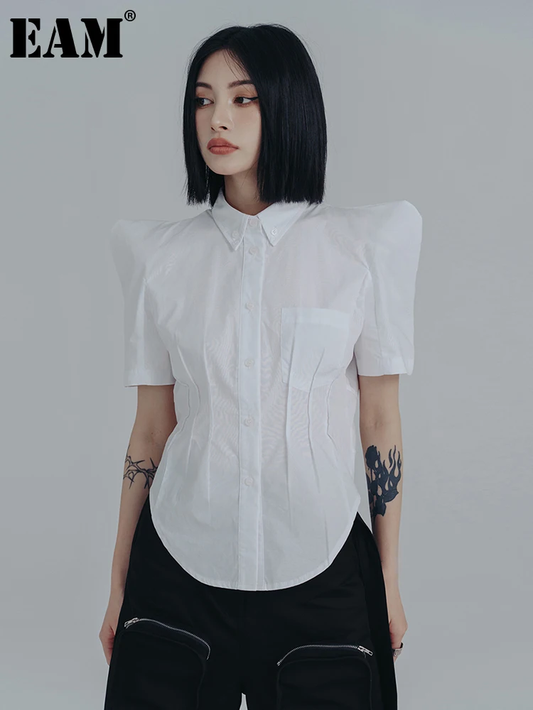 

[EAM] Women White Shaped Irregular Elegant Blouse New Lapel Short Sleeve Loose Fit Shirt Fashion Tide Spring Summer 2023 1DE8417