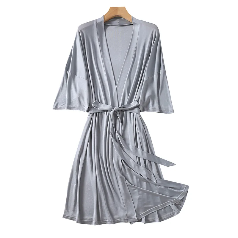 Flame Of Dream Women's Thin Bathrobe V-neck  Home Clothes Sexy And Comfortable Mulberry Silk  Bathrobe 22068