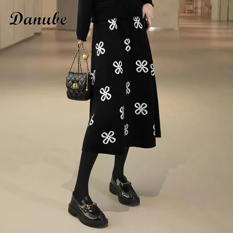 

Женская трикотажная Юбка-миди с завышенной талией