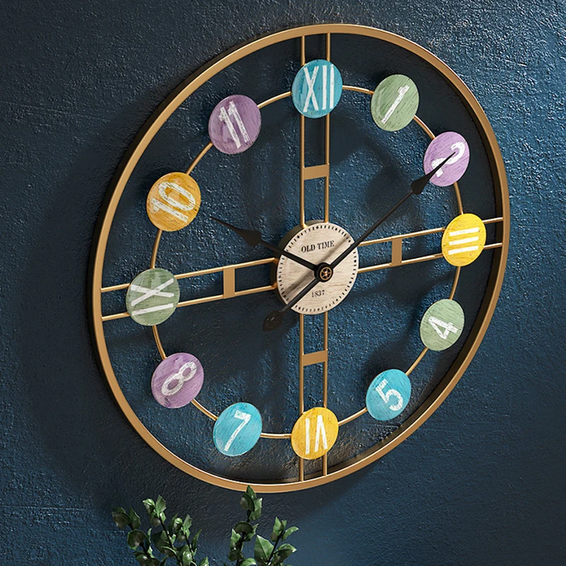 

Минималистичные большие настенные часы, минималистичные бесшумные металлические домашние дизайнерские креативные настенные часы в сканд...