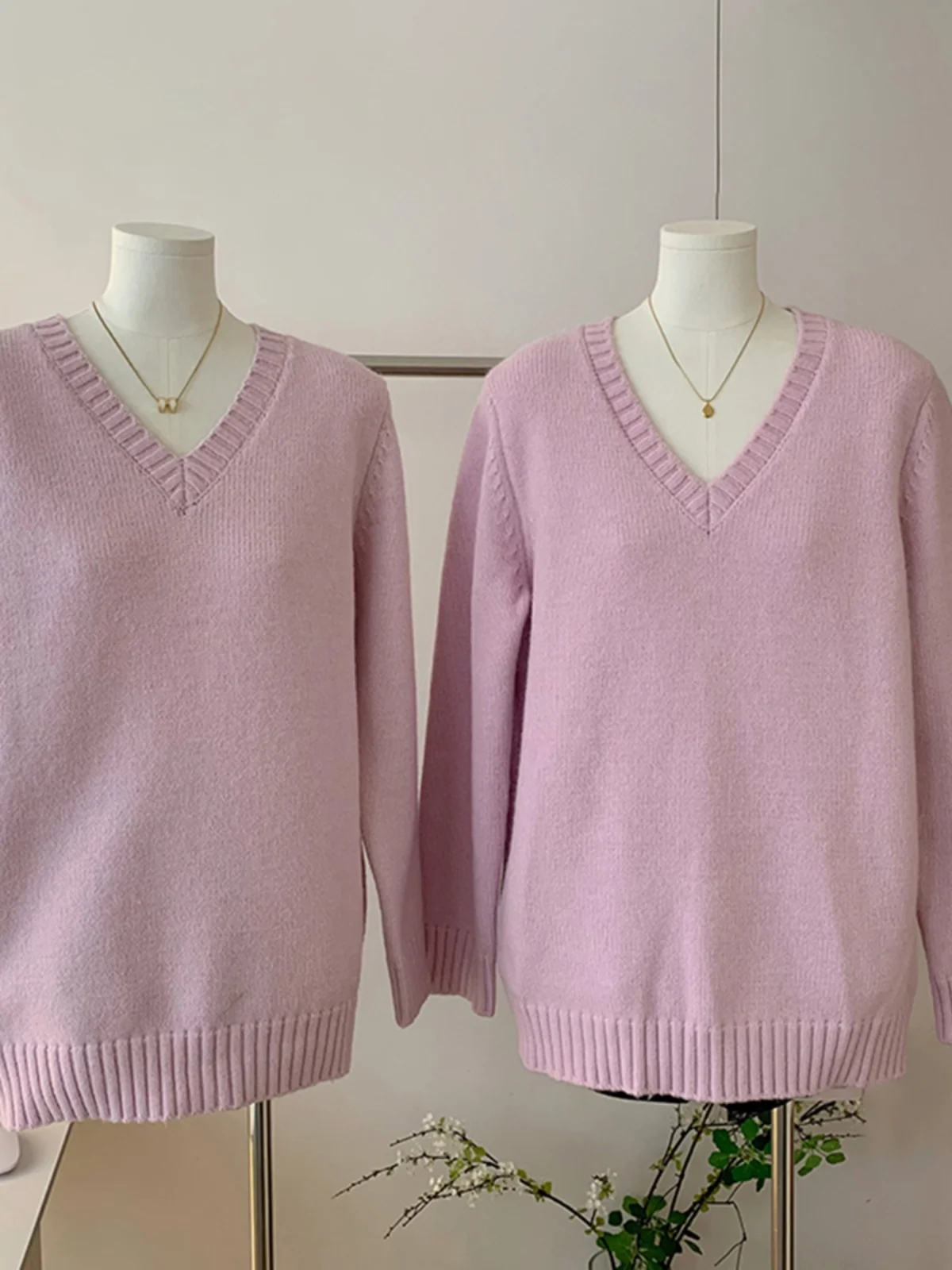 Duolaimei осень-зима 2024 свитер корейской серии с v-образным вырезом и бантом пуловер