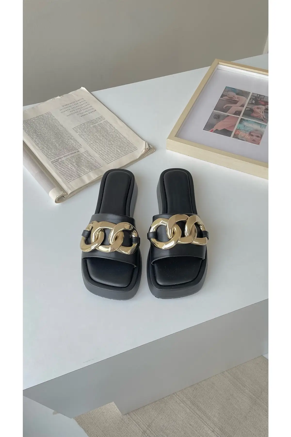 

Women slippers black buckle