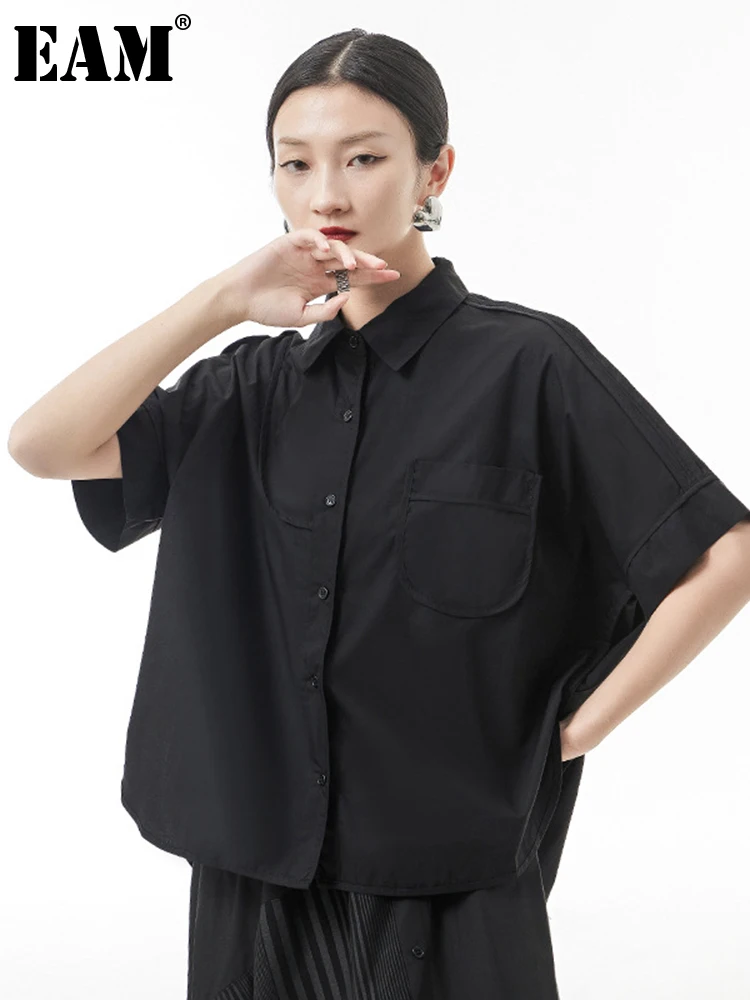 

[EAM] Women Black Brief Casual Big Size Blouse New Lapel Half Sleeve Loose Fit Shirt Fashion Tide Spring Summer 2022 1DE8373
