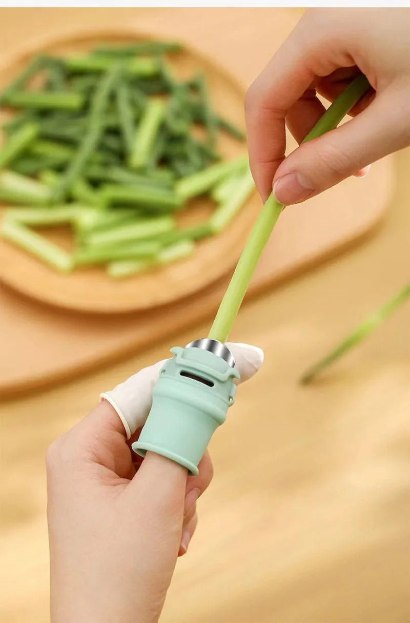 

Stainless Steel Thumb Knife Pick Vegetables Peeling Flexible Cutting Protective Artifact Thumb Finger Set Kitchen Accessories