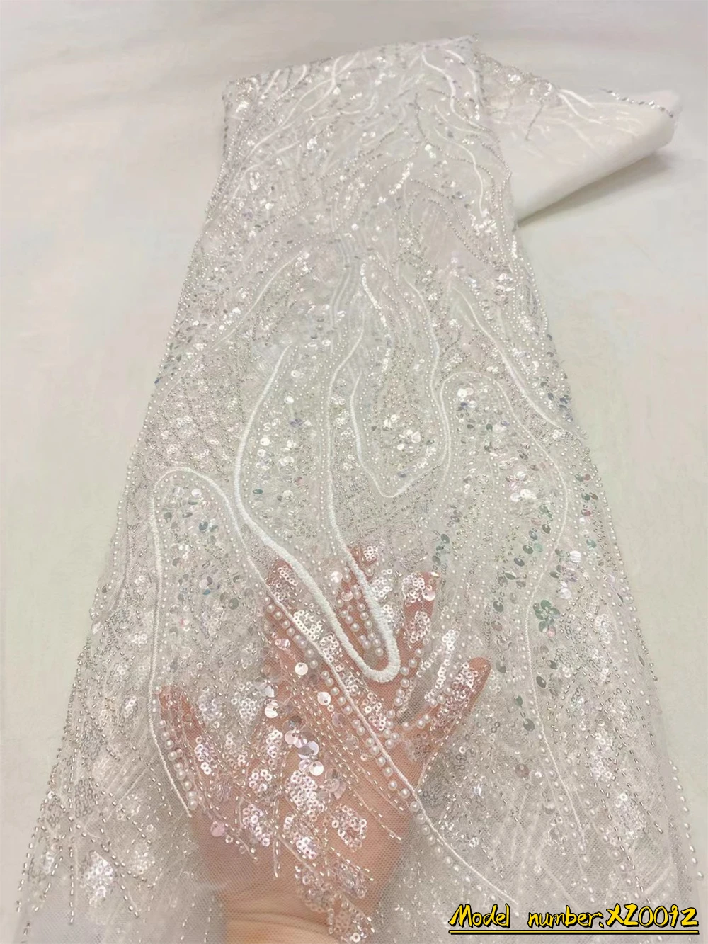 

Heavy High-End Handmade Beaded Lace Fabric White Embroidery French Lace Wedding Dress Embroidered Aqua Tulle Fabric XZ0092