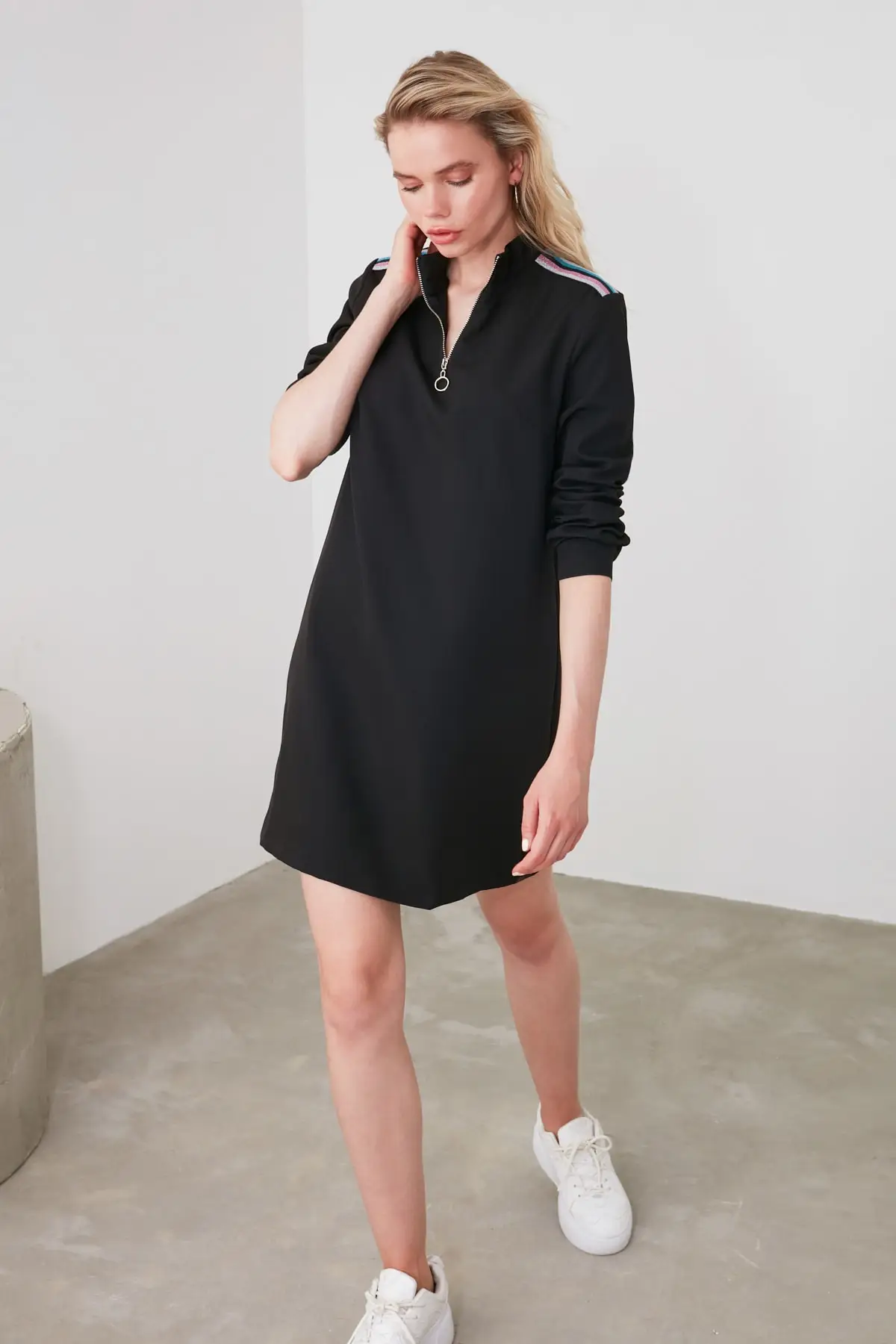 Черное платье на молнии TWOAW20EL1168 | Женская одежда