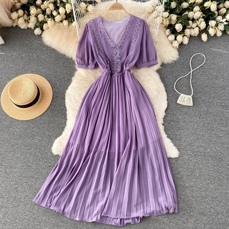 

Summer New Temperament V-neck Puff Sleeve Vestidos Female Lace Fight Receiving Waist Pleated Midi Dress KK1789