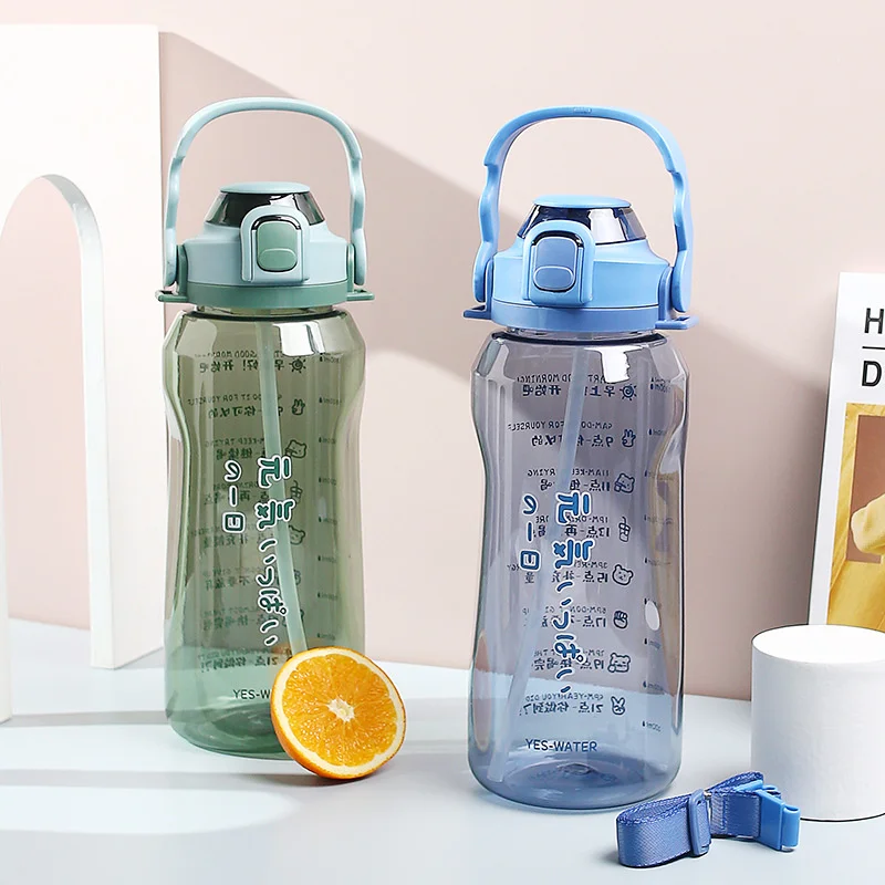 

Летняя уличная чашка для воды для фитнеса большой емкости 2000 мл модный спортивный чайник пластиковая соломенная чашка