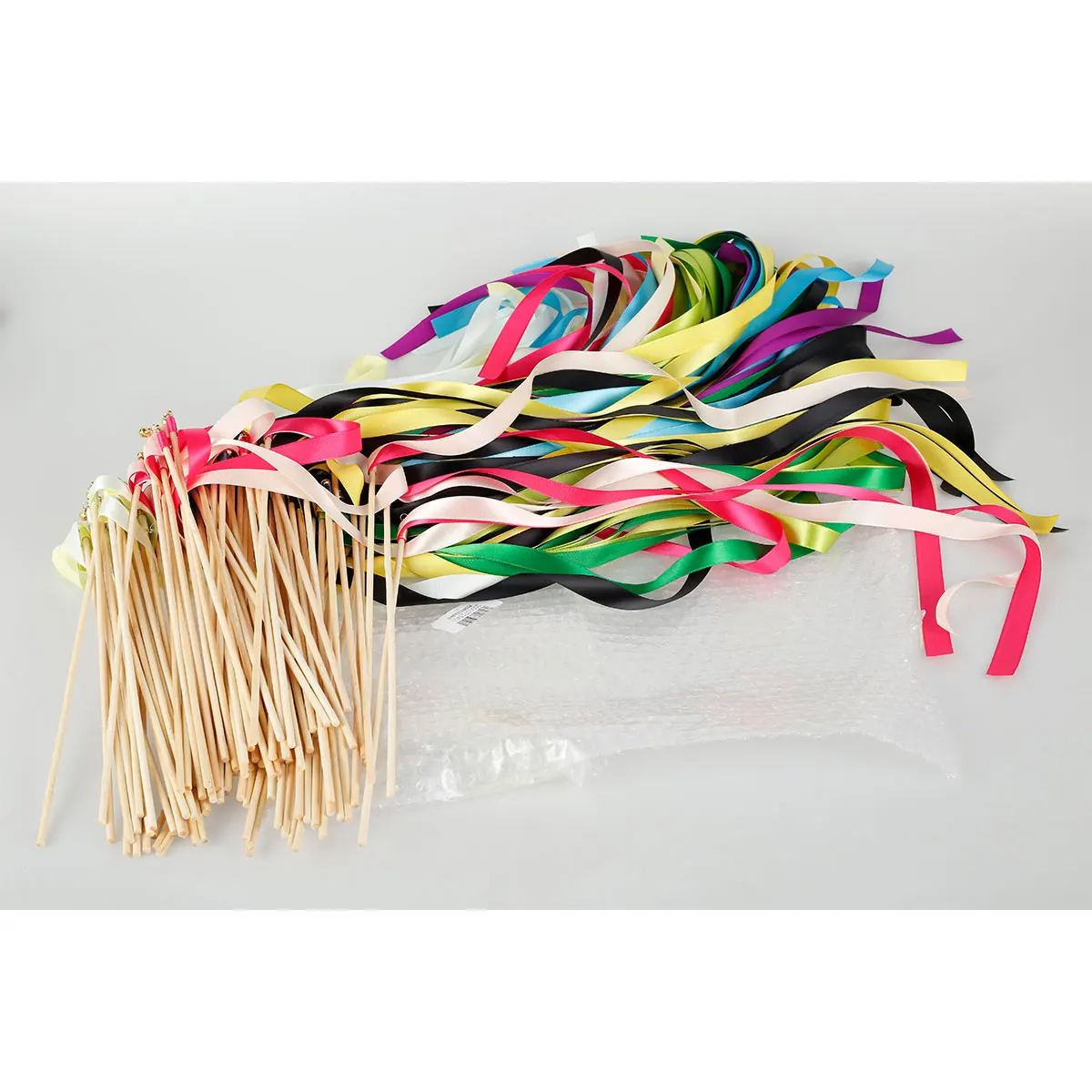 

100pcs Silk Ribbon Wands with Bells Colourful Streamers Stick Wish Wands Fairy Stick Wedding Streamers Party Favors for Wedding