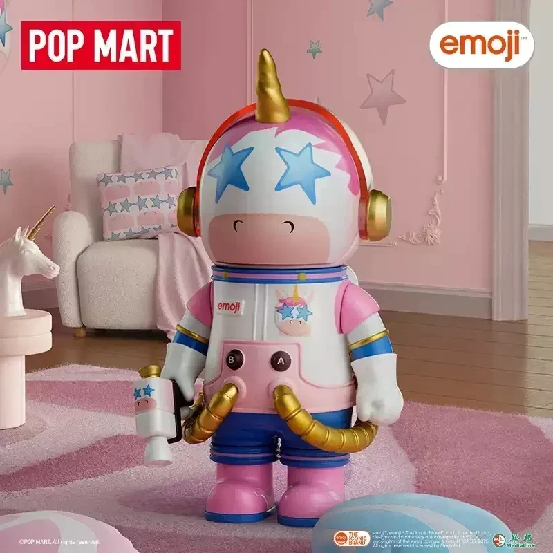 Фото POP MART MEGA SPACE MOLLY 100% X Series Blind Box |   Милая аниме-фигурка в стиле эмодзи: загадочная кукла-игрушка №3