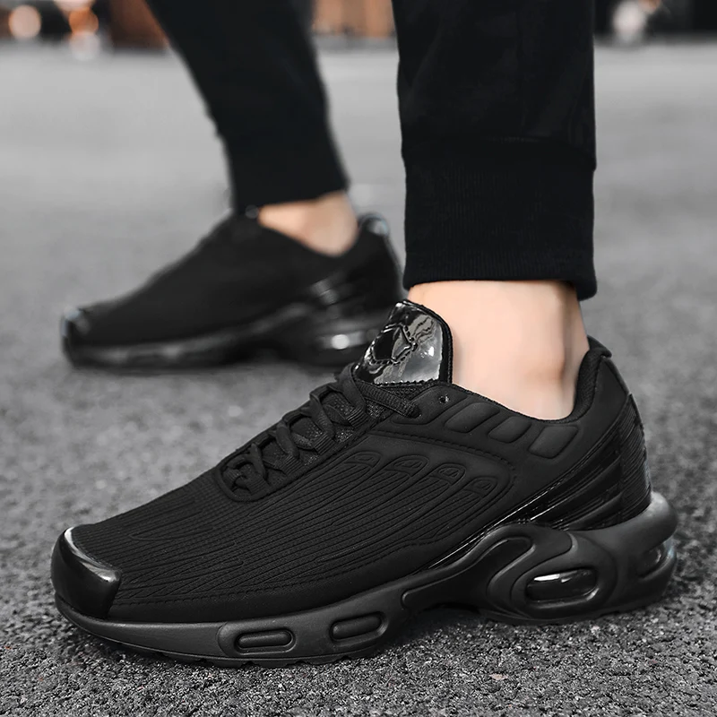 2022 New Men's Running Shoes Cushion Fashion Outdoor Sports Jogging Sneakers Design Classic Plus Size 36-46 Couple Women's Shoes
