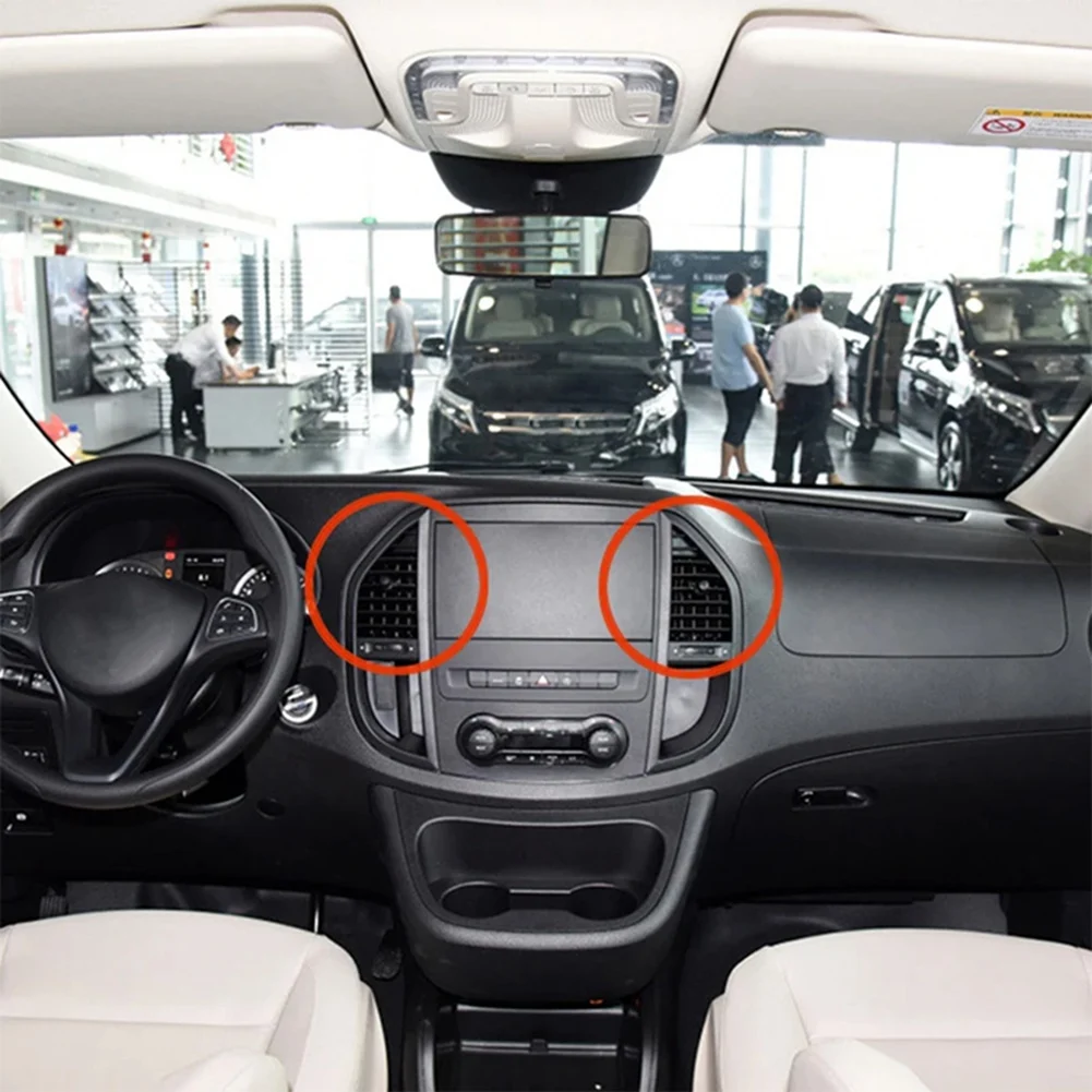 Передняя приборная панель центральная вентиляционная решетка вентиляционные