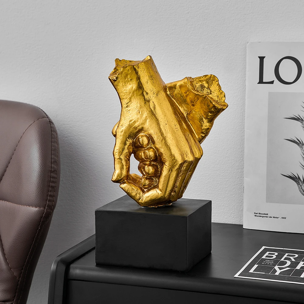 

Hand in Hand Statue Resin Figurines Creative Craft Sculptures Ornament Living Room Decoration Home Desk Accessories Tv Cabinet