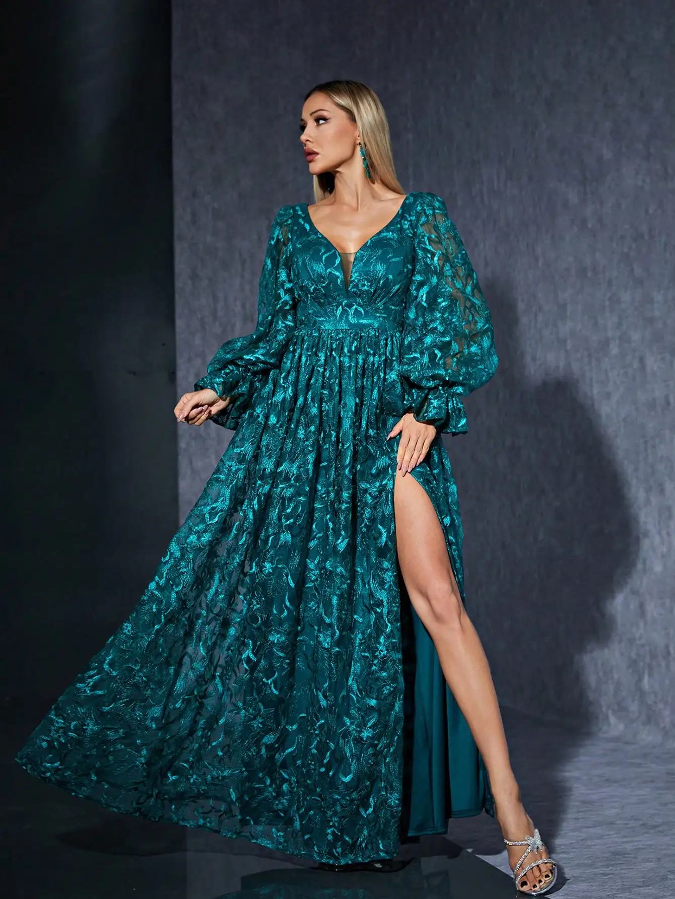 MGIACY Высококачественное вечернее платье с V-образным вырезом вышитым кружевом