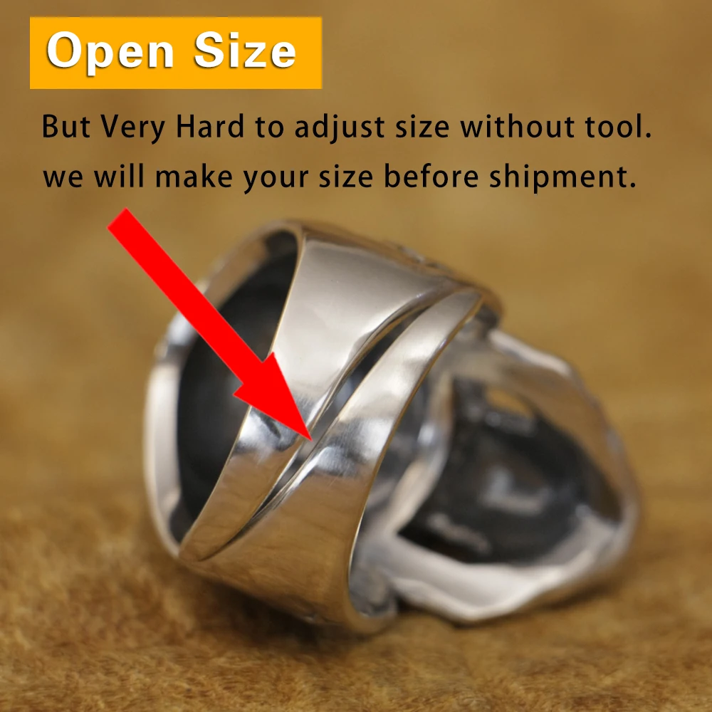 Женское серебряное байкерское рок кольцо TA464 с голубыми фианитами в виде улыбки