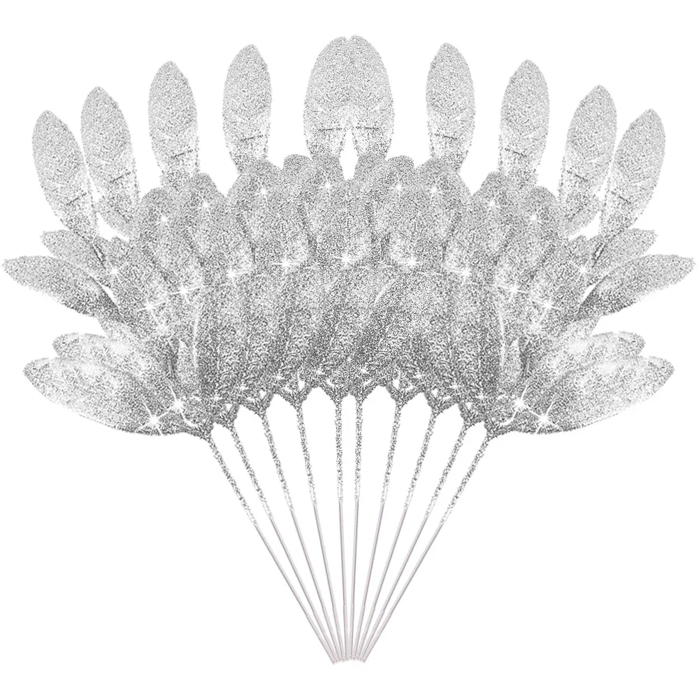 

Рождественская гирлянда из искусственных листьев серебристого цвета