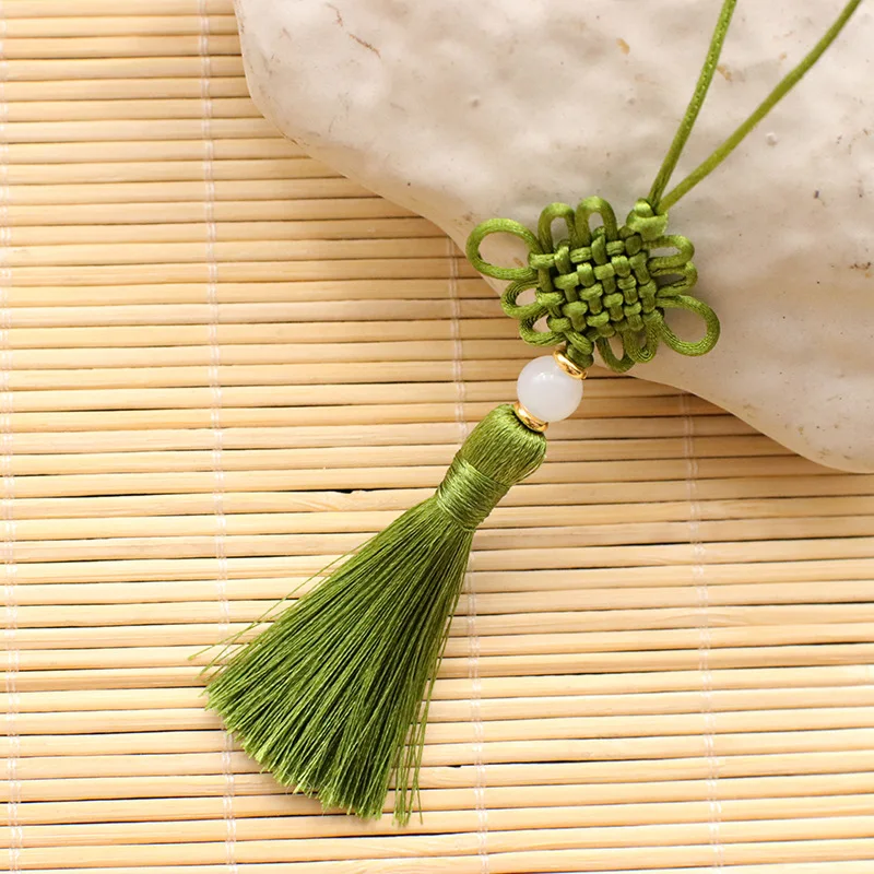 

Красный шелковый брелок с кисточкой Cheongsam