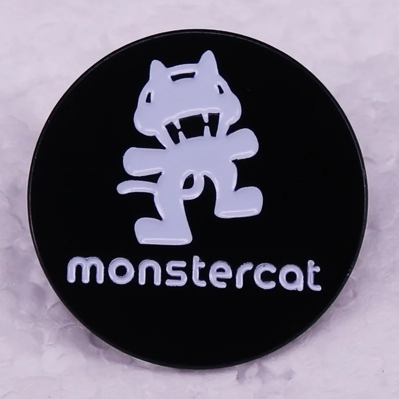 Monster Cat Pattern Record Enamel Pin Cartoon Brooch Lapel Badges Jewelry Gift Funny Cute Fashion Kids Friends Women Men