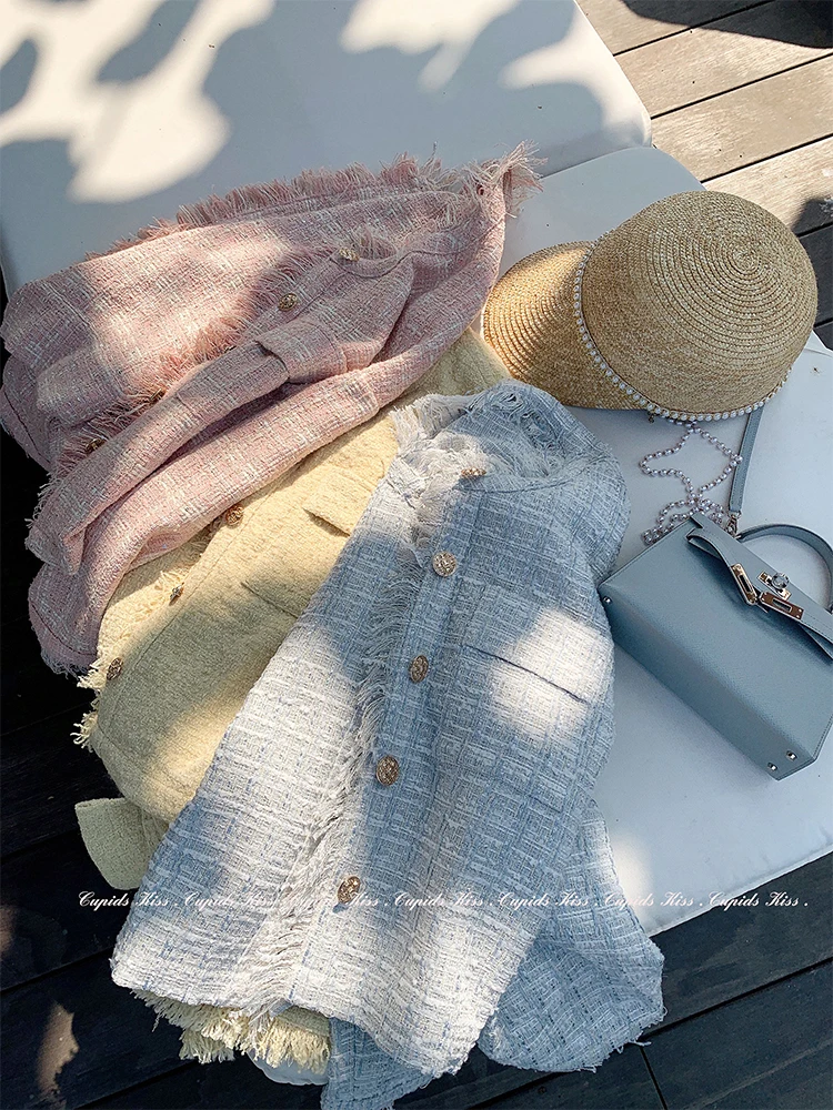 

Женская винтажная куртка на пуговицах, клетчатая укороченная куртка с длинным рукавом и кисточками, с круглым вырезом, в стиле ретро, Осень-...