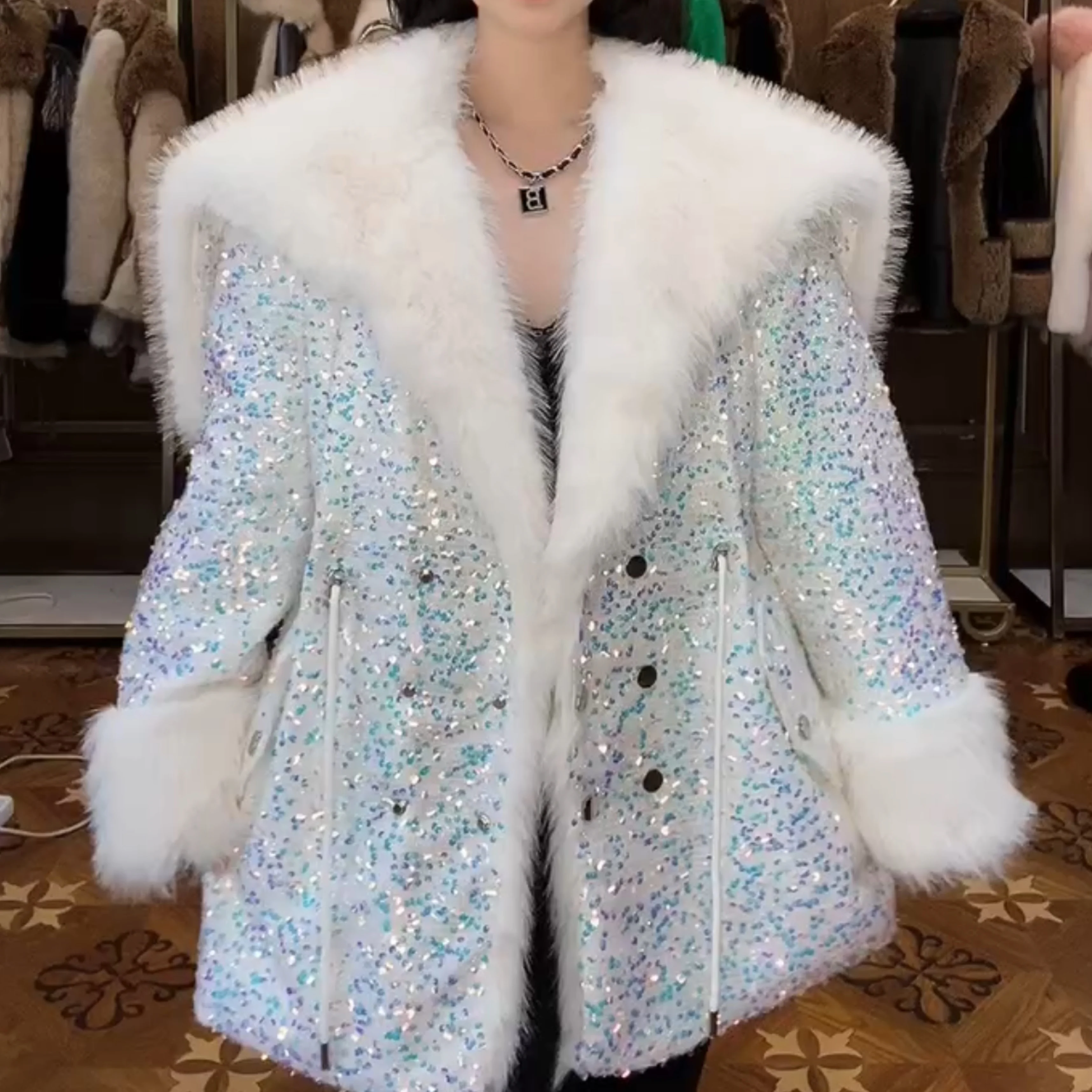 Heavy Embroidery Sequins Loose Casual Big Fur Collar Fur Coat 2022 New Winter Long Sleeve Toka Wool Fur Jacket Casaco Feminina