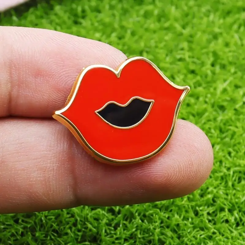 U4LF Lips Emale Brooch Pin