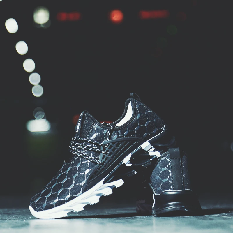 Plus Size Male Shoes Light Breathable White Sneakers Casual Footwear Spring New Fashion Comfortable Walking Sports Shoes For Men