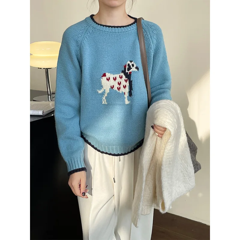 Женский вязаный свитер с рисунком собаки полосатая отделка круглый вырез