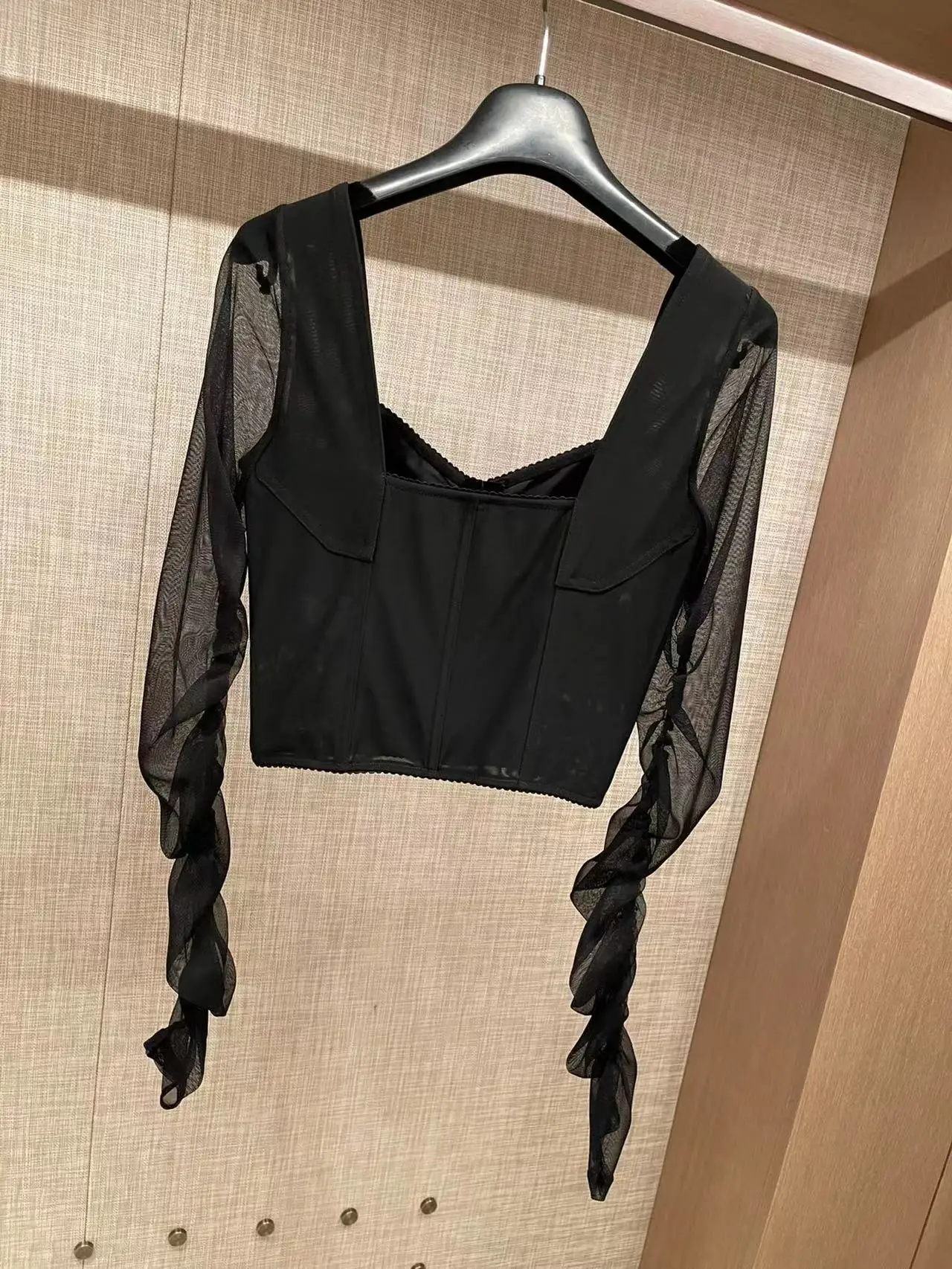 

Spring Summer 2022 New Mesh Sleeve Lace Vest Top High Quality Ruffles Casual