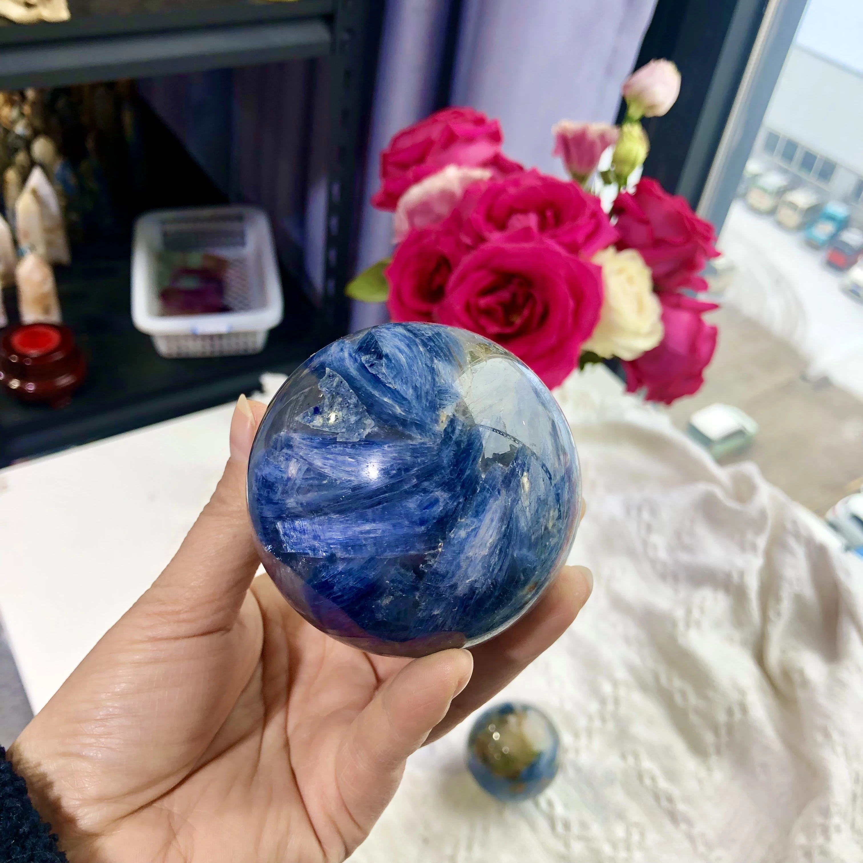 Натуральная хрустальная сфера кианита синие кварцевые шары энергетический