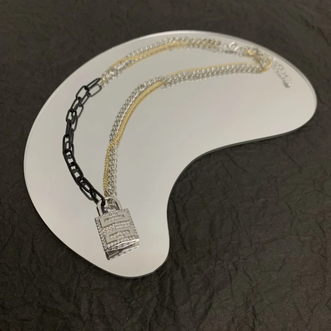 

Xiucai personality new letter personality brass necklace