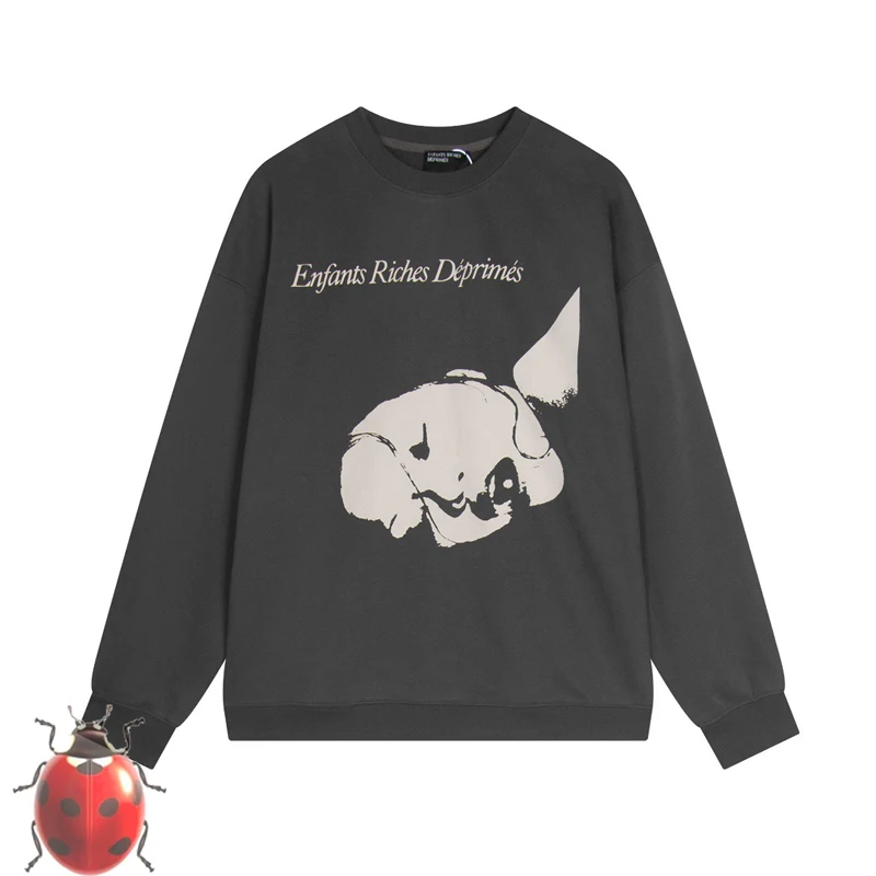 Свитшот с круглым вырезом и принтом лица спящей девушки