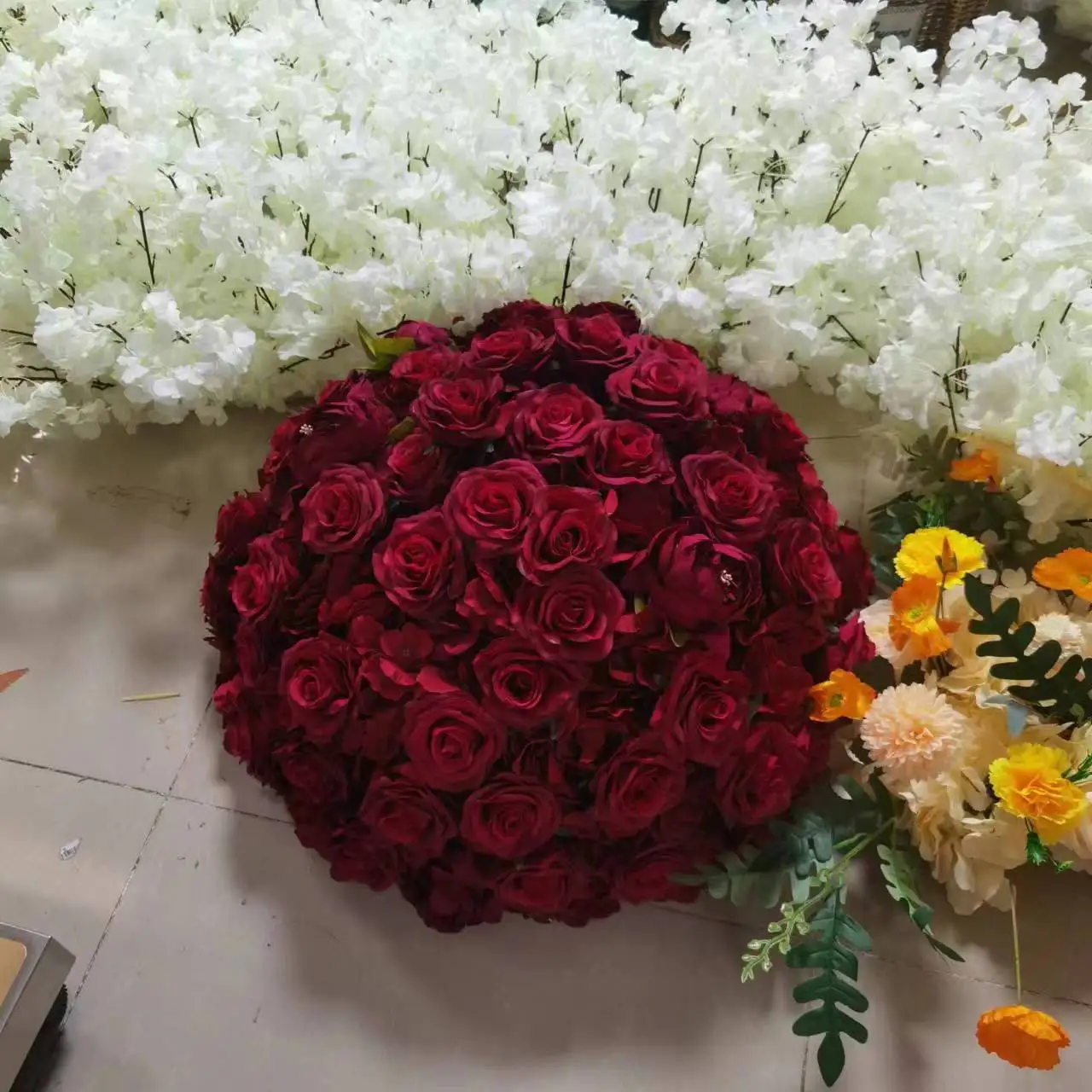 

60 cm red flower ball