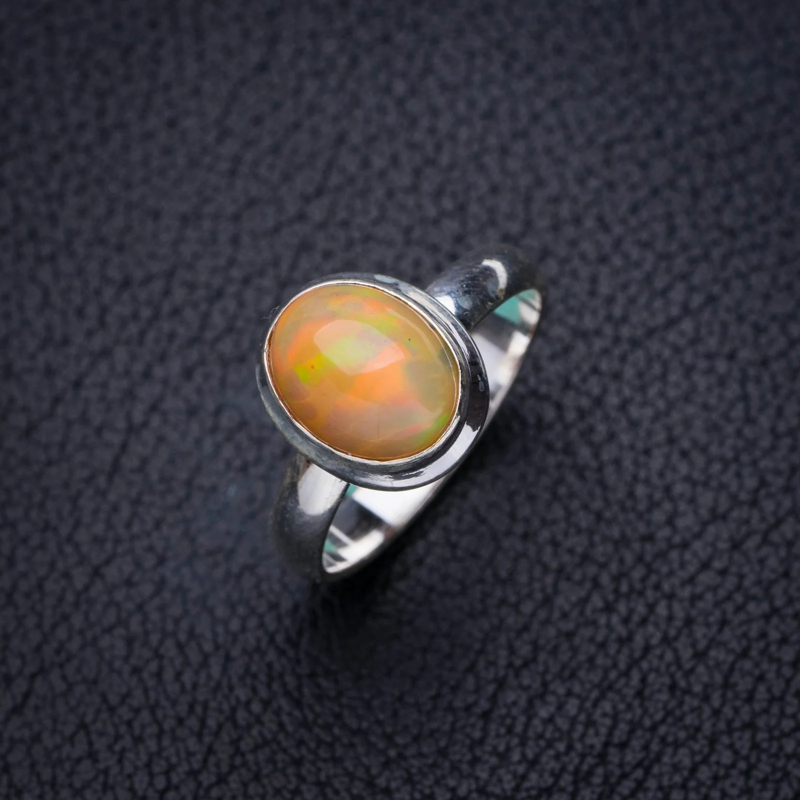 

StarGems Natural Opal Handmade 925 Sterling Silver Ring 7 E8807