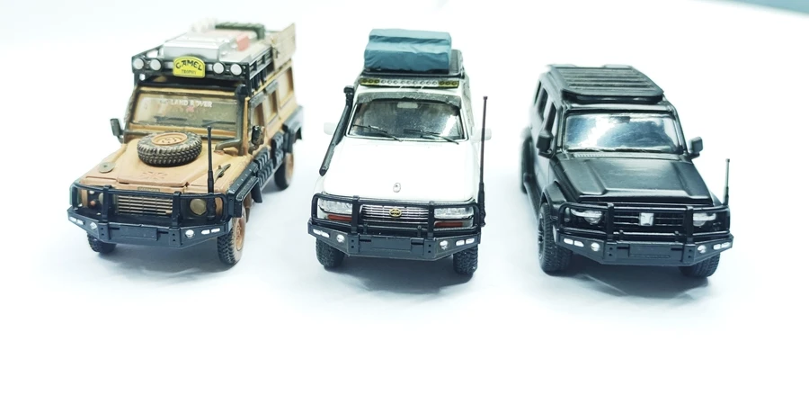 

1/64 внедорожная модель переднего бампера автомобиля Wrangle Land Ro Lc80