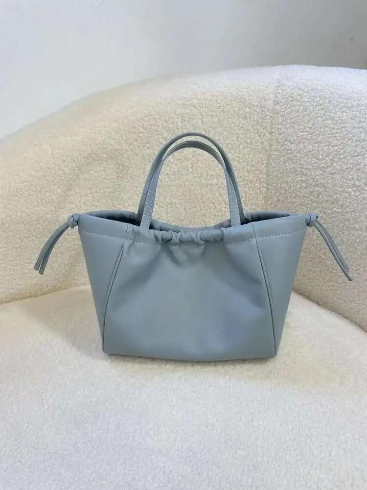 точная копия 1:1 22*15*17 См.В Стиле Женская Рюкзак Модная Кожаная Сумка Прочный И