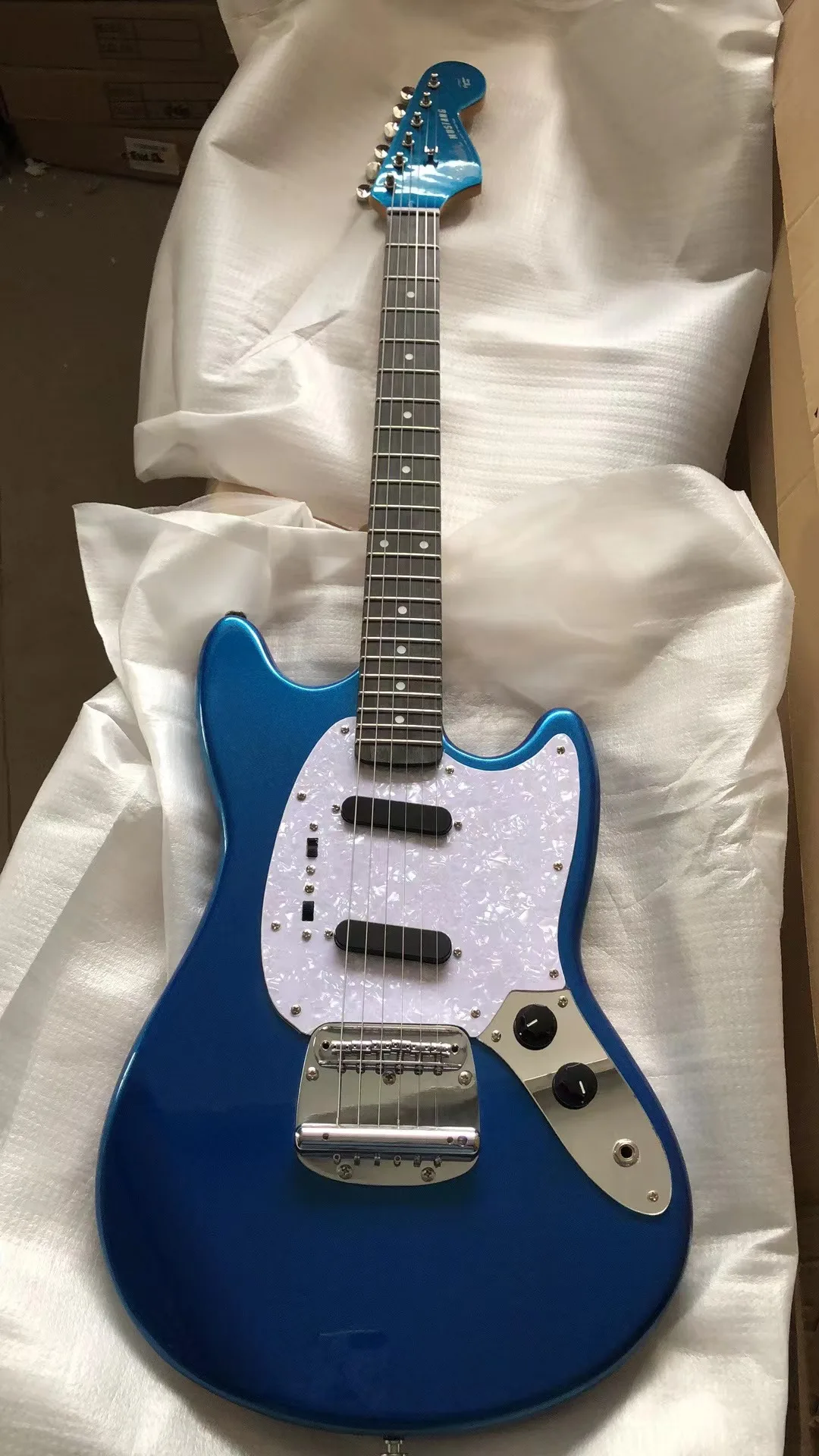 

Blue Mustang 6 Strings Electric Guitar Basswood Body Chrome Hardware Glossy Finish Free Delivery