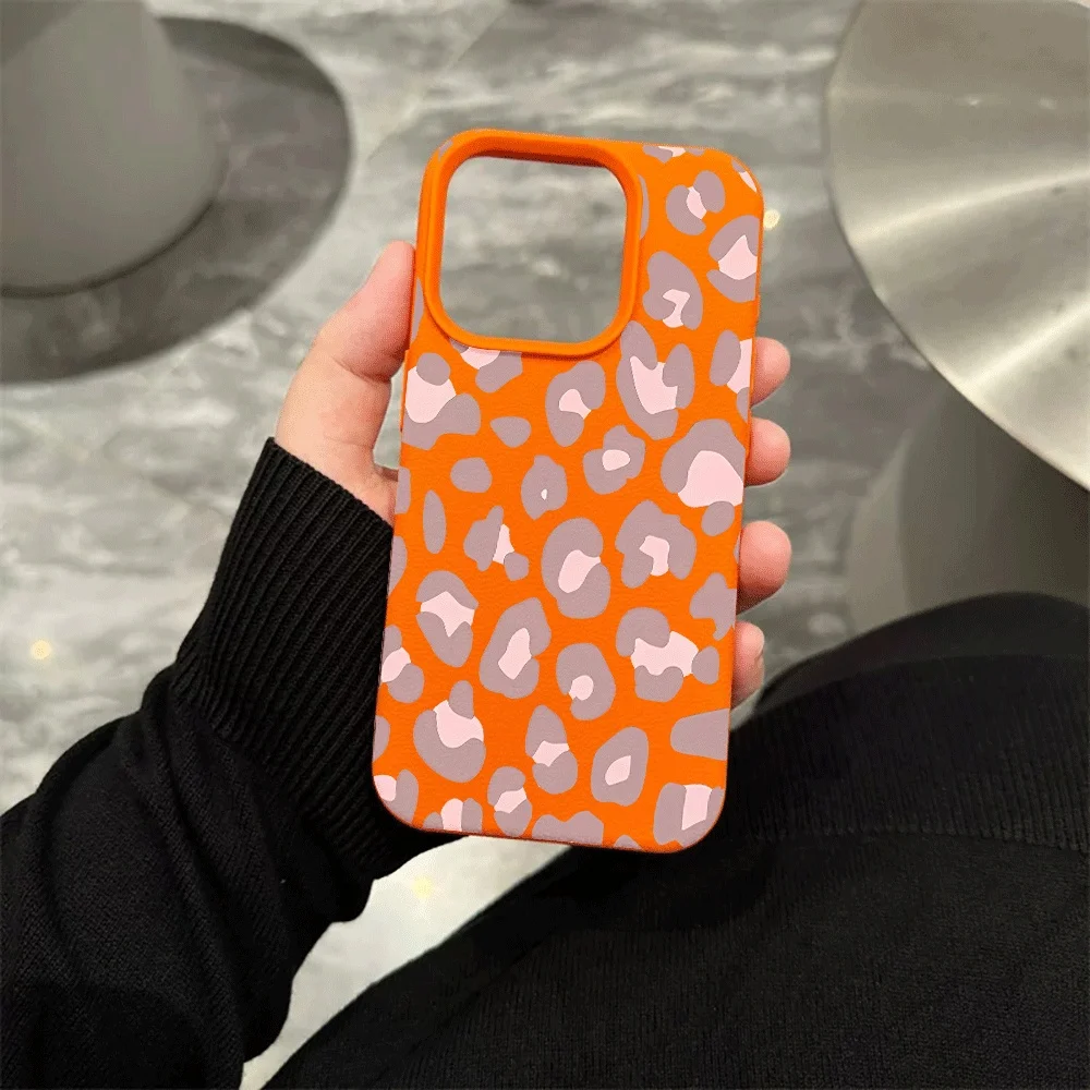 Пурпурный матовый силиконовый чехол с леопардовым принтом для iPhone 17, 16, 15, 14, 13, 12 Pro Max, 16, 15, 14 Plus, 17, 16, 15 Pro, 17 Air (art.: 3920dbd86328e) - 3920dbd86328e