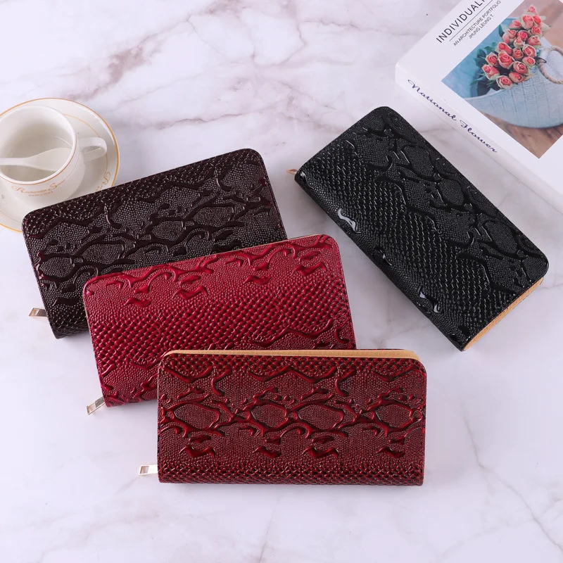 

2022 New High Light Dragon Pattern Women's Wallet Large Capacity Multi clip Wallet Long Handbag