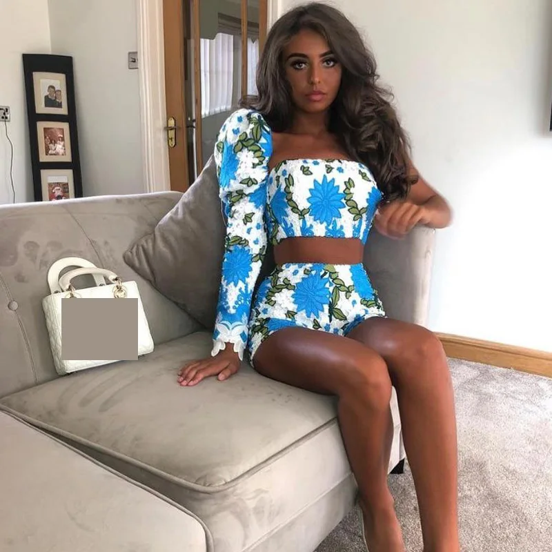 

2022 Spring Women Off The Shoulder Sexy Top and Shorts Lace Promo Lady Set