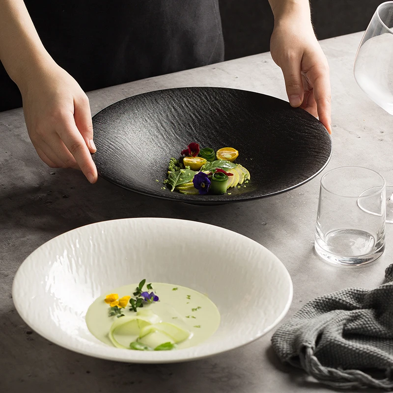 

11-дюймовая обеденная тарелка, черно-белая керамическая тарелка для пасты в западном стиле, Бамбуковая Шляпа, блюда, бытовая круглая суповая ...