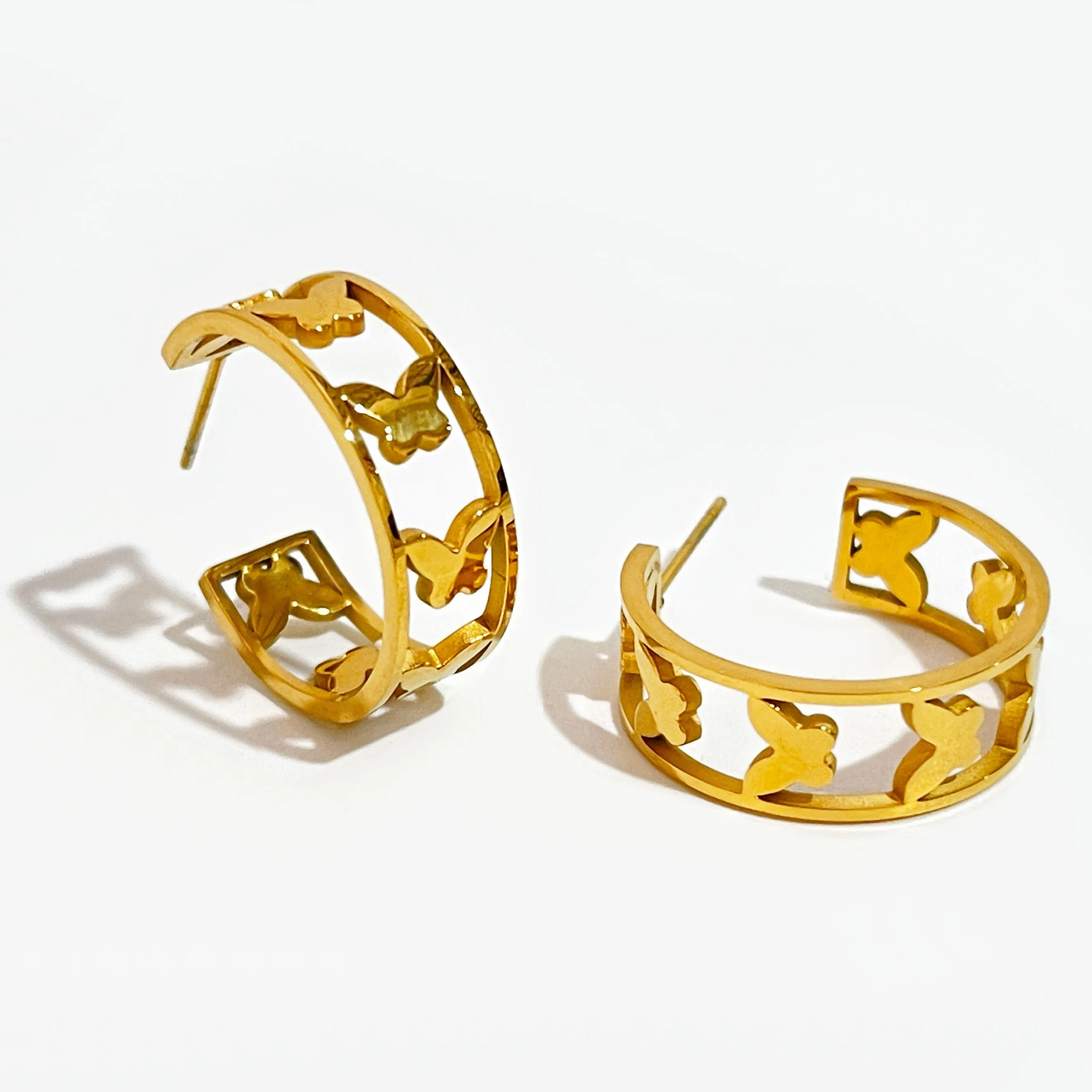 

Peri'sbox Dainty Multiple Butterfly Hollow Earrings Hoop Women Gold Color Stainless Steel Wide Open Hoops Earrings Tarnish Free