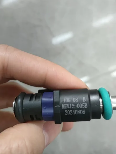 

MEV15-005B шесть отверстий 125CC-150CC Высокопроизводительная мотоциклетная топливная форсунка для распыления аксессуаров для мотоциклов