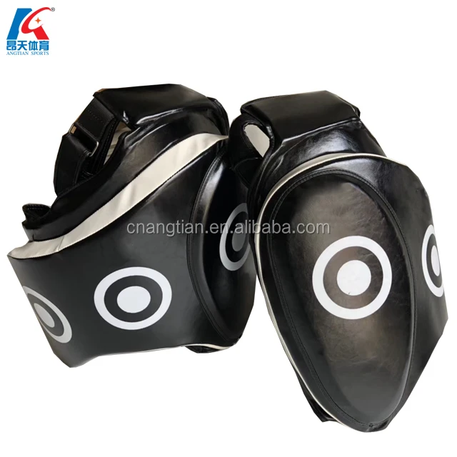 

Thigh Target Boxing Sanda Trainer Training Students Use Muay Thai Training Low Whip Foot Target