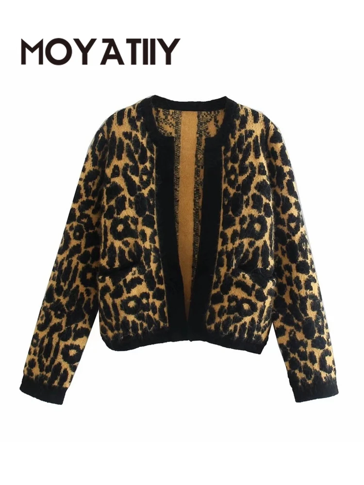 

MOYATIIY 2022 Women Fashion Winter Cardigan Thick Leopard Crop Knitted Sweaters Jumper Female Cardigan Tops