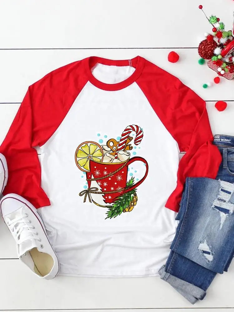 

Женская футболка с длинным рукавом, акварелью и принтом на новый год