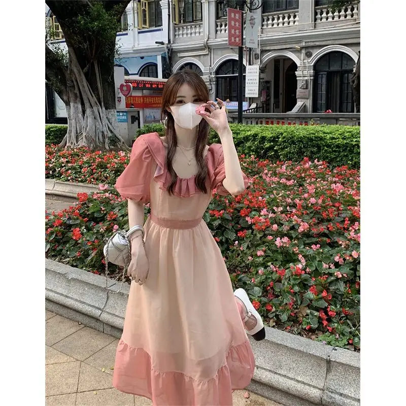 Женское винтажное платье с оборками на воротнике дизайнерское средней длины