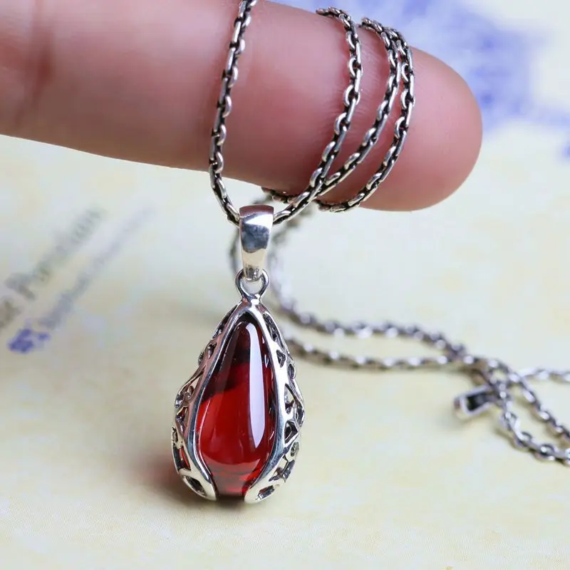 

Женское ожерелье из серебра 925 пробы, с ажурной подвеской на цепочке, с натуральным камнем и красным агатом